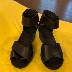 Naturalizer Black Women's Sandals